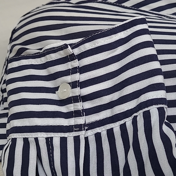 Black & White striped blouse - Picture 5 of 8